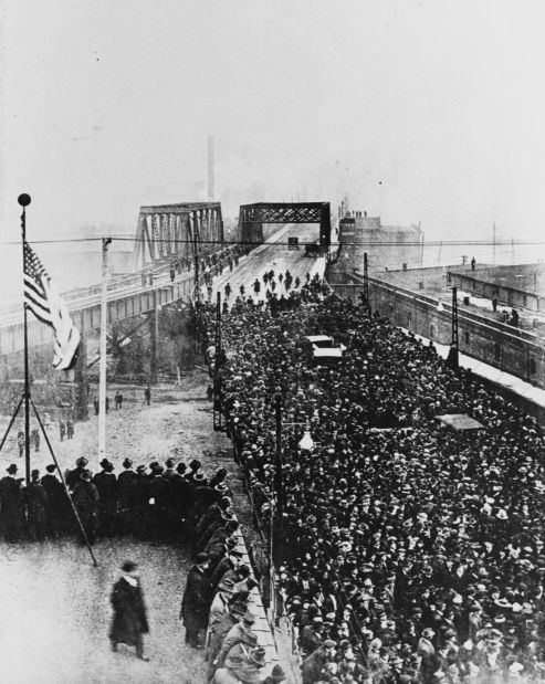 Free Bridge, 1917